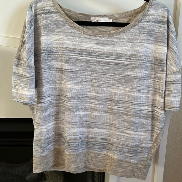 Prana SS top Large - Picture 1 of 5